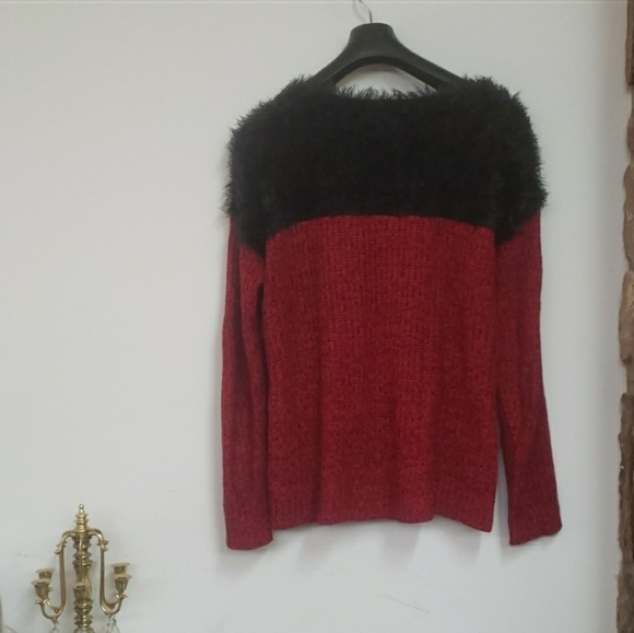 Two by Vince camuto xs sweater - Picture 3 of 5